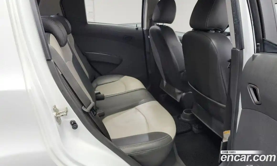 Chevrolet Matiz 2011 1.0 Автомат в Москве № 100255, фото 10