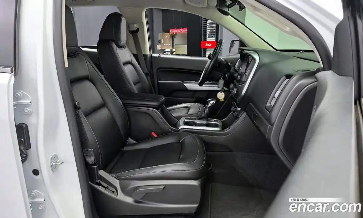 Chevrolet Colorado 2022 3.6 Автомат в Москве № 103646, фото 3