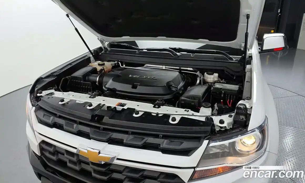 Chevrolet Colorado 2022 3.6 Автомат в Москве № 103646, фото 9