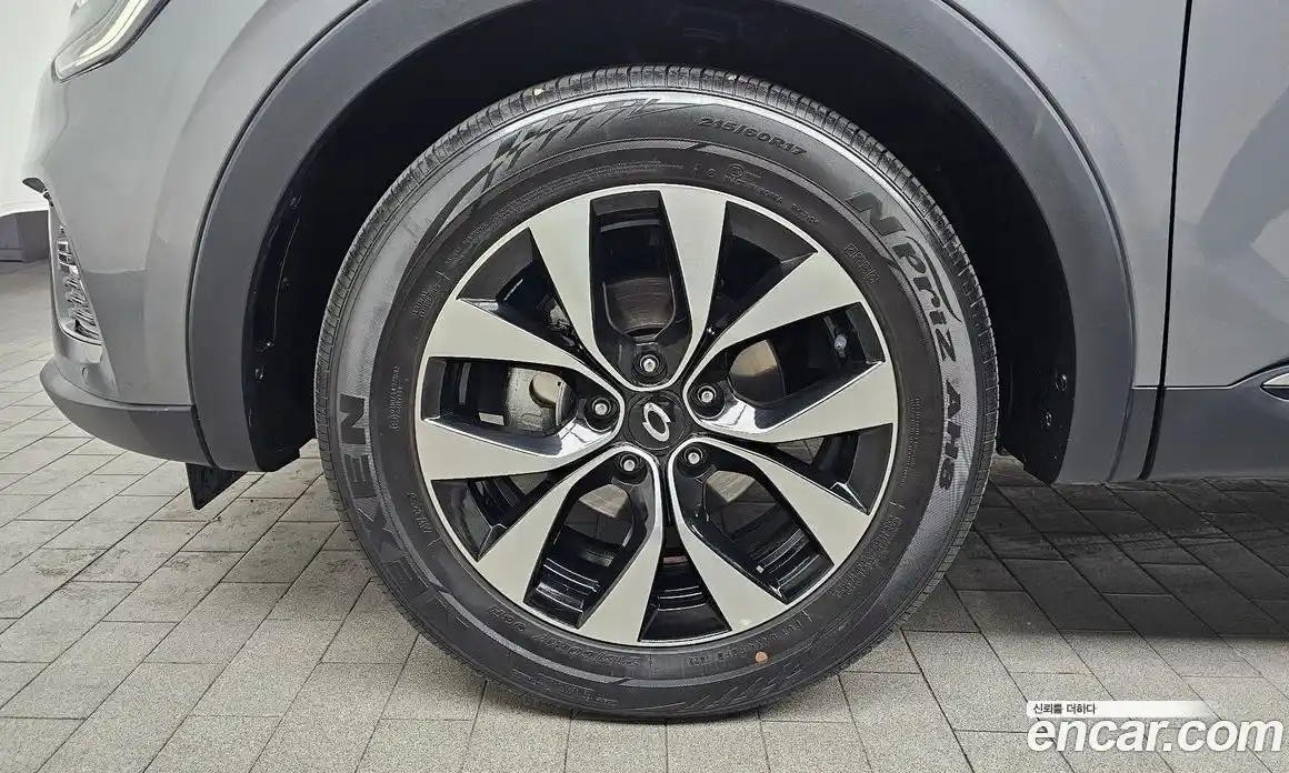 Renault XM3 2023 1.6 Автомат в Москве № 106523, фото 13