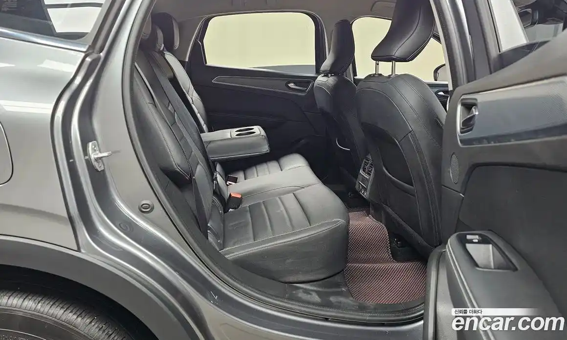 Renault XM3 2023 1.6 Автомат в Москве № 106523, фото 19