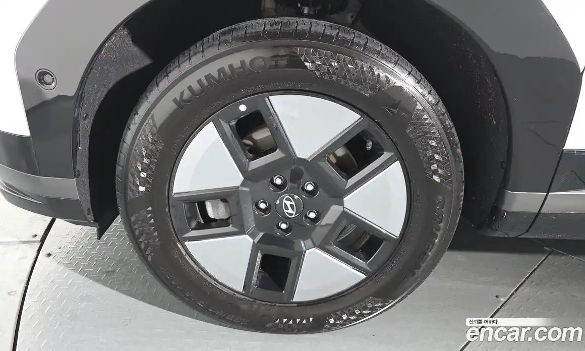 Hyundai Santa Fe 2024 1.6 Автомат в Москве № 112870, фото 4