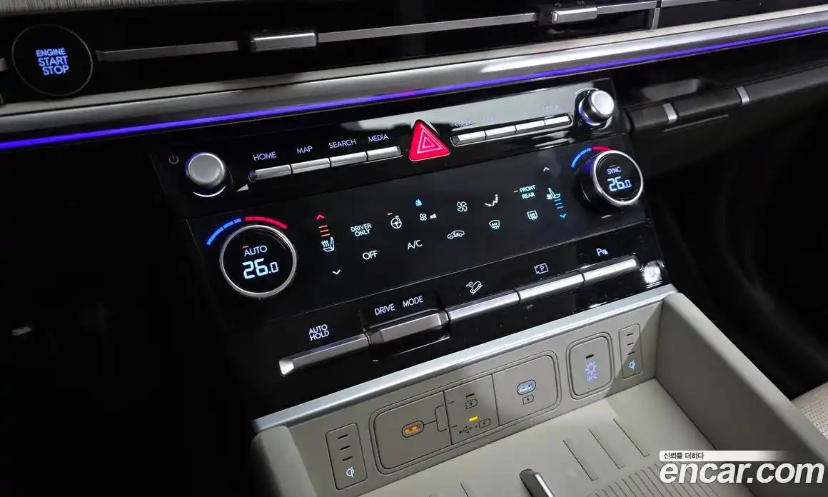 Hyundai Santa Fe 2024 1.6 Автомат в Москве № 112870, фото 7