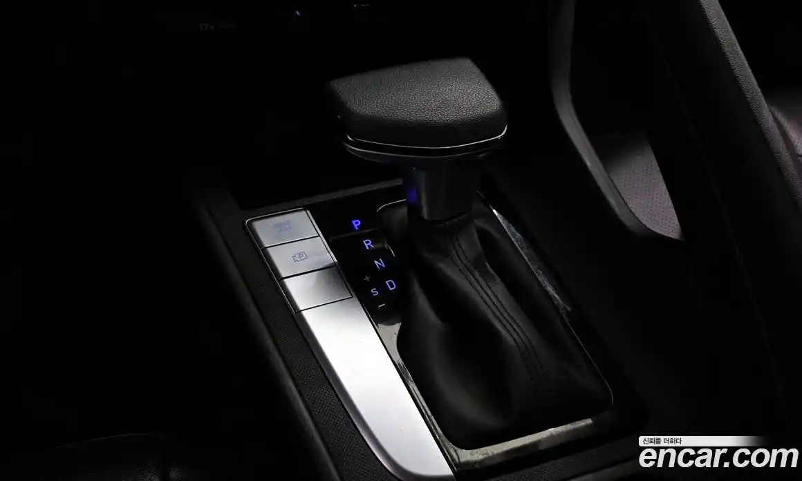 Hyundai Avante 2023 1.6 Автомат в Москве № 117770, фото 15