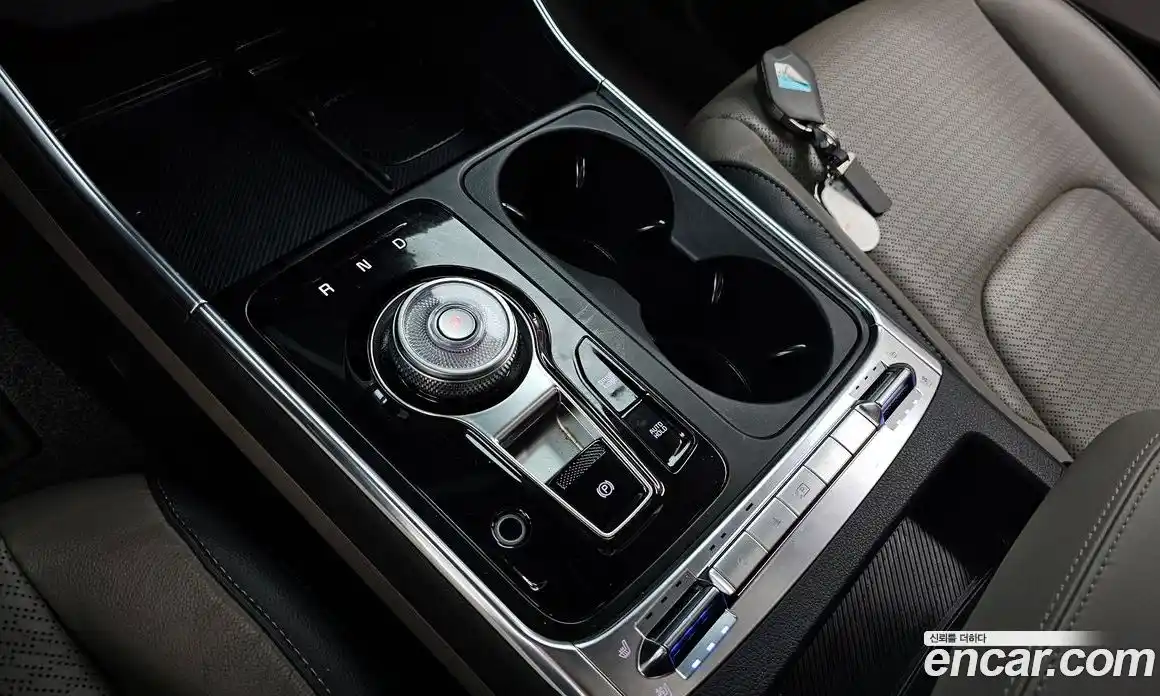 Kia Canival 2024 3.5 Автомат в Москве № 118587, фото 19