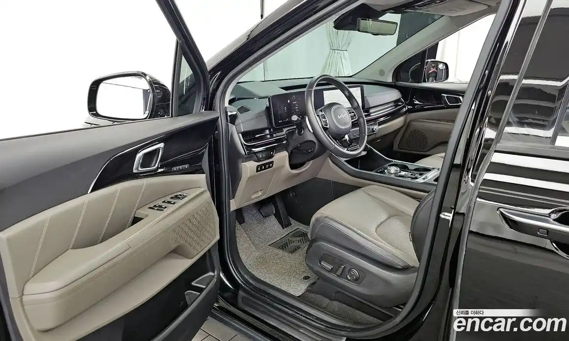 Kia Canival 2024 3.5 Автомат в Москве № 118587, фото 20