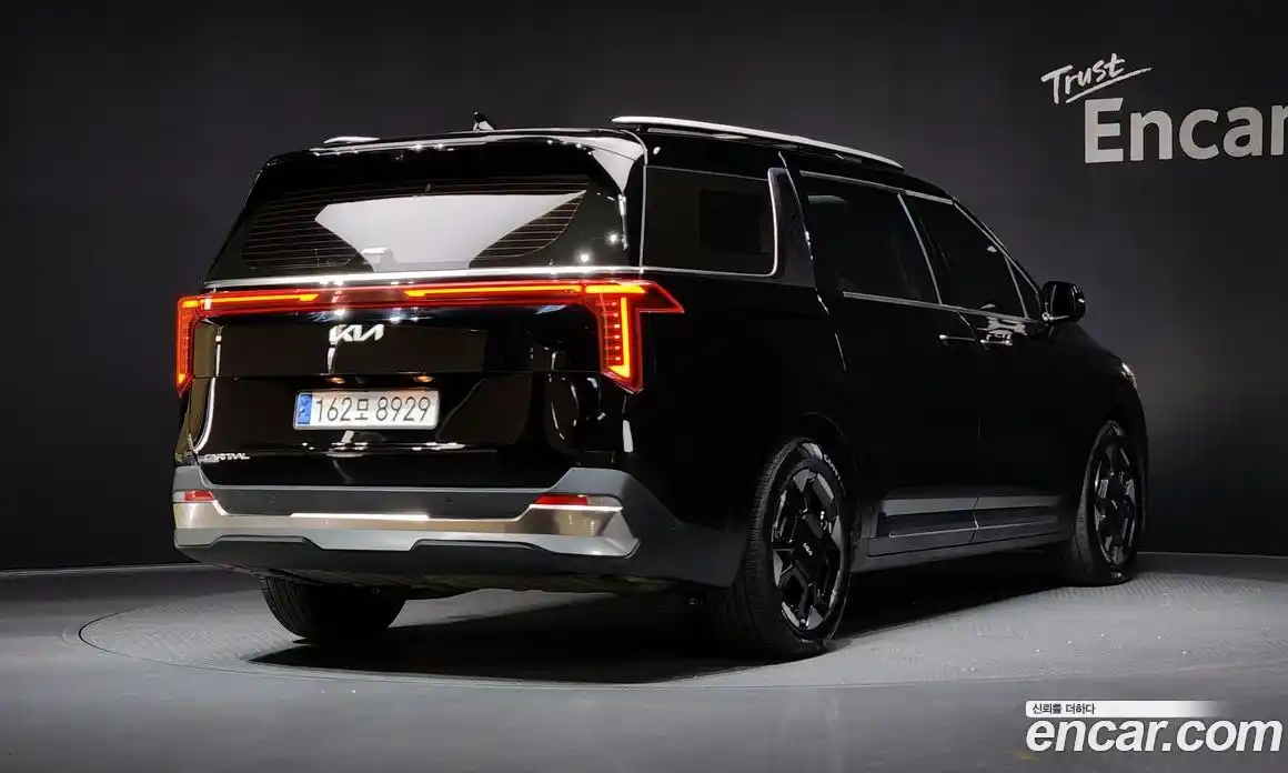 Kia Canival 2024 3.5 Автомат в Москве № 118587, фото 5