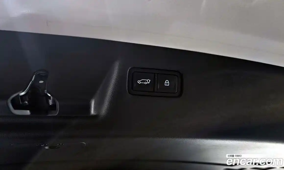 Hyundai Santa Fe 2025 1.6 Автомат в Москве № 119272, фото 12