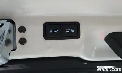 Hyundai Staria 2025 3.5 Автомат в Москве № 119331, миниатюра 12