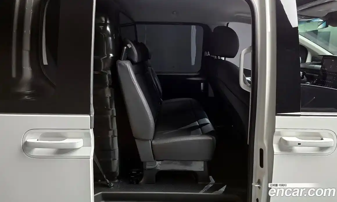 Hyundai Staria 2025 3.5 Автомат в Москве № 119331, фото 19