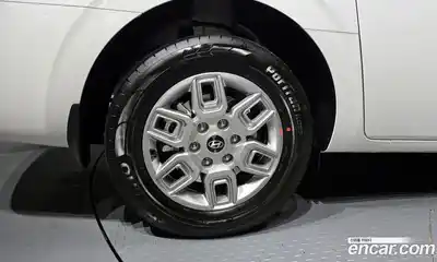 Hyundai Staria 2025 3.5 Автомат в Москве № 119331, миниатюра 3