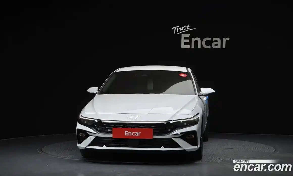 Hyundai Avante 2024 1.6 Автомат в Москве № 11984, фото 3