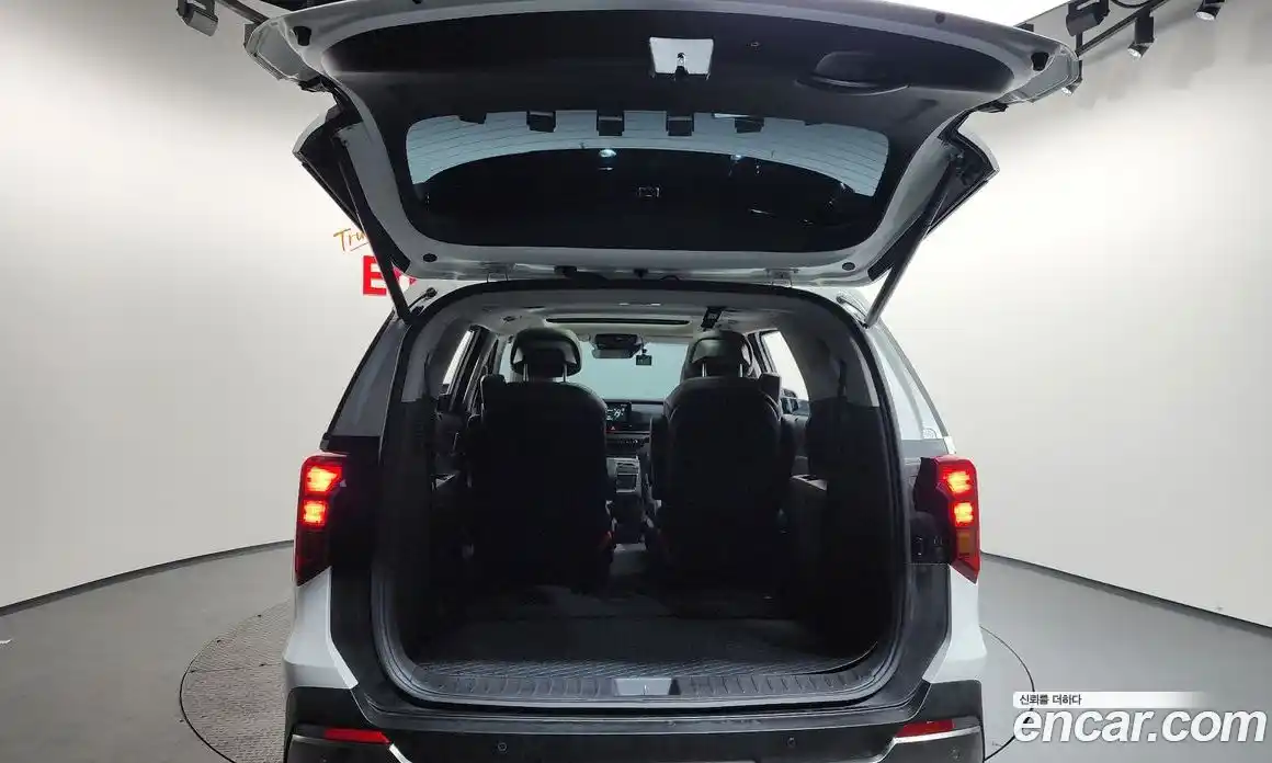 Kia Canival 2025 2.2 Автомат в Москве № 120007, фото 12