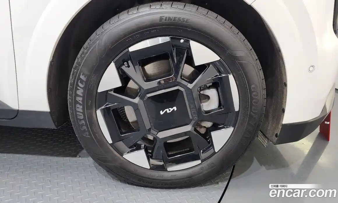 Kia Canival 2025 2.2 Автомат в Москве № 120007, фото 6