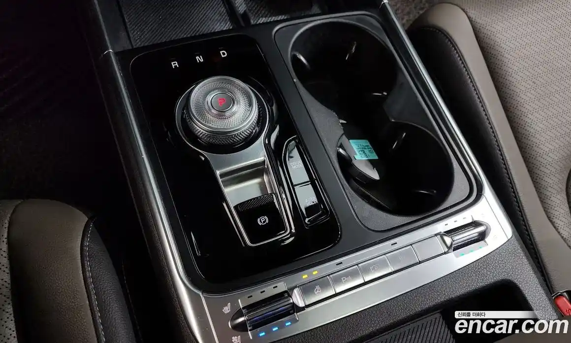 Kia Canival 2025 2.2 Автомат в Москве № 120007, фото 7