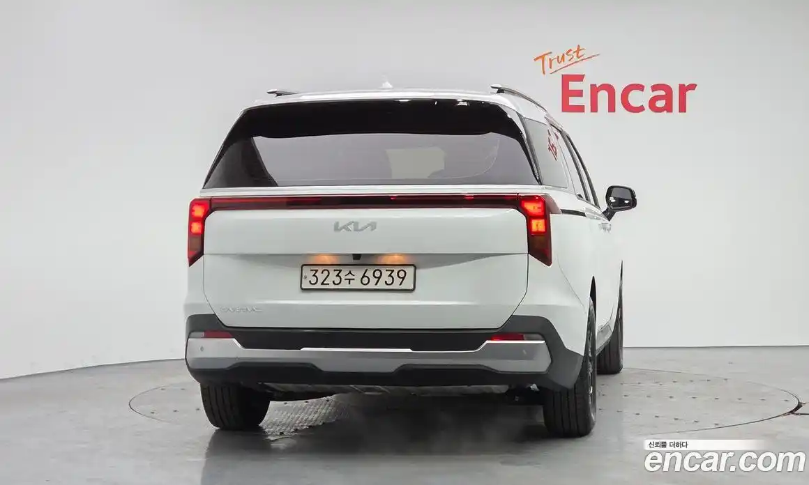 Kia Canival 2024 2.2 Автомат в Москве № 120107, фото 17