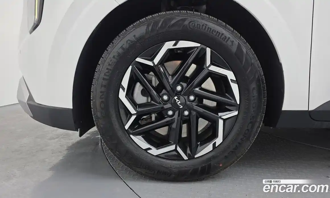 Kia Canival 2024 2.2 Автомат в Москве № 120107, фото 5