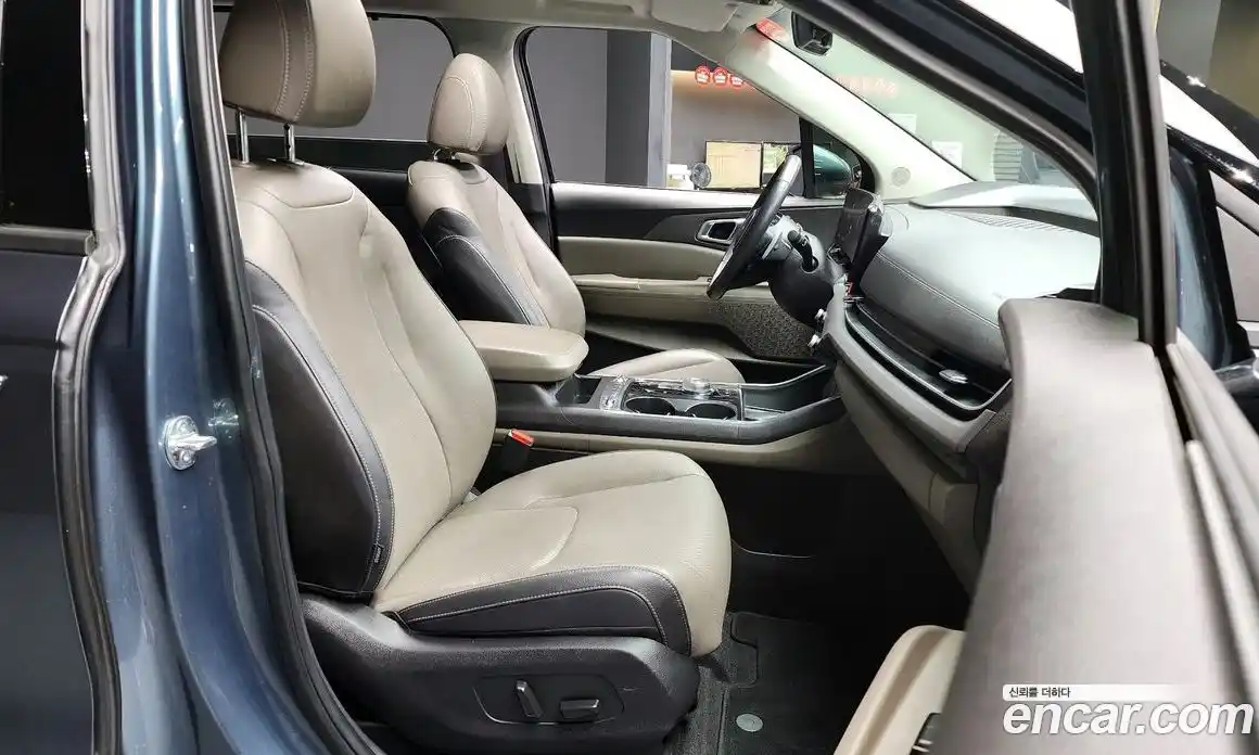 Kia Canival 2024 2.2 Автомат в Москве № 121495, фото 16