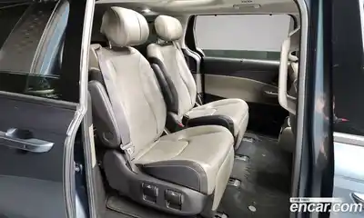 Kia Canival 2024 2.2 Автомат в Москве № 121495, миниатюра 8