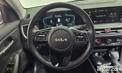 Kia Seltos 2023 1.6 Автомат в Москве № 132261, миниатюра 11