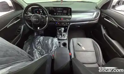 Kia Seltos 2023 1.6 Автомат в Москве № 132261, миниатюра 4