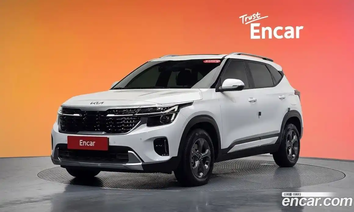 Kia Seltos 2023 1.6 Автомат в Москве № 132261, фото 8