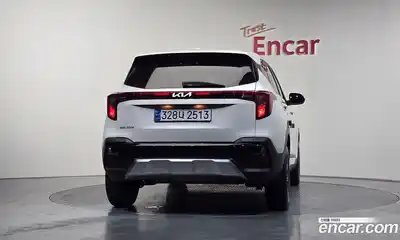 Kia Seltos 2023 1.6 Автомат в Москве № 132261, миниатюра 9