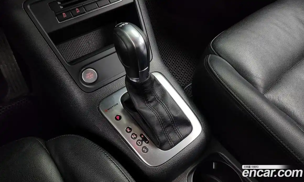 Volkswagen Tiguan 2014 2.0 Автомат в Москве № 134929, фото 15