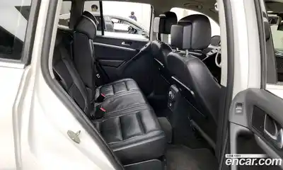 Volkswagen Tiguan 2014 2.0 Автомат в Москве № 134929, миниатюра 10