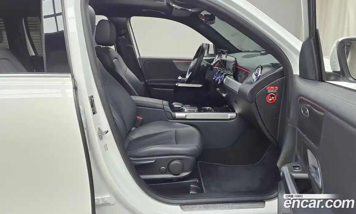 Mercedes-Benz GLB-Class 2022 1.9 Автомат в Москве № 138147, фото 5