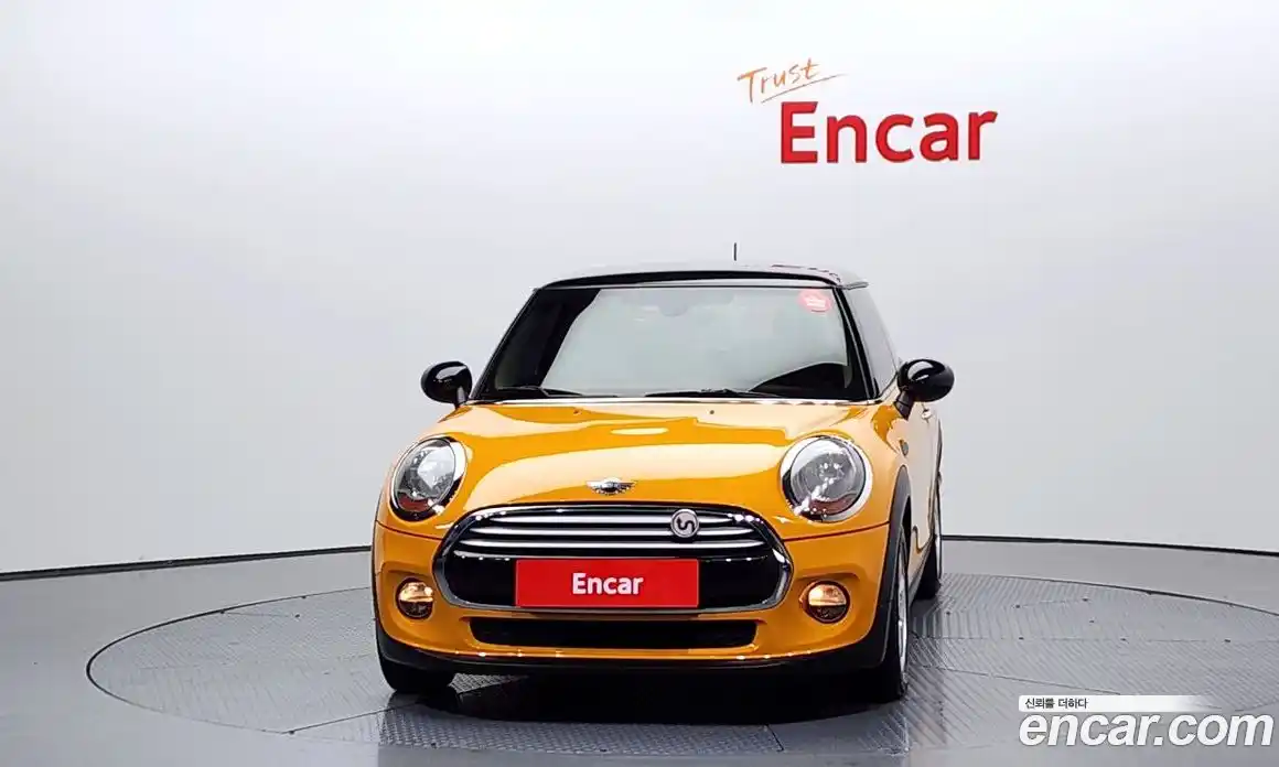 Mini Cooper 2015 1.5 Автомат в Москве № 144268, фото 13