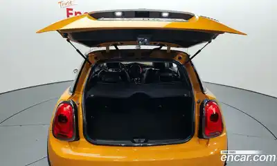 Mini Cooper 2015 1.5 Автомат в Москве № 144268, миниатюра 6