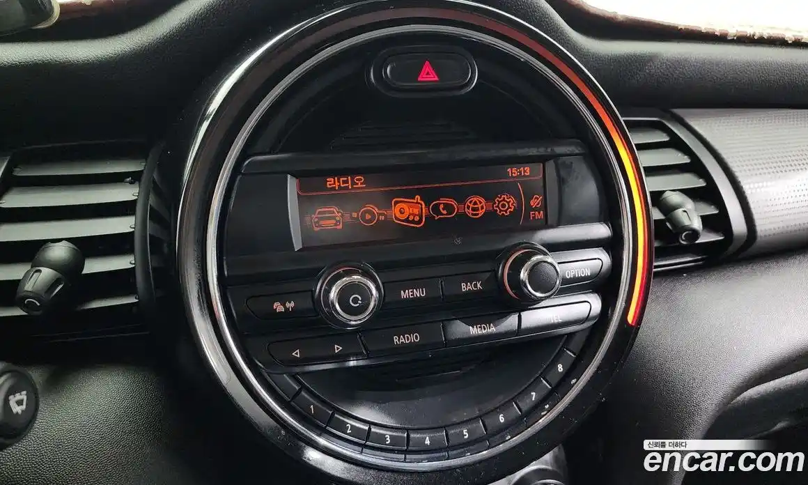 Mini Cooper 2015 1.5 Автомат в Москве № 144268, фото 8