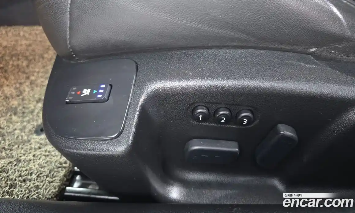 Renault SM7 2017 2.5 Автомат в Москве № 148132, фото 13