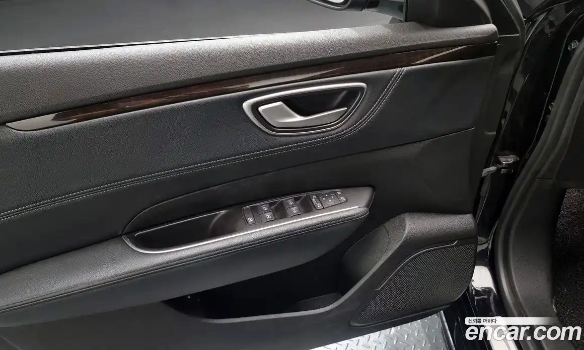 Renault SM6 2016 2.0 Автомат в Москве № 148156, фото 3