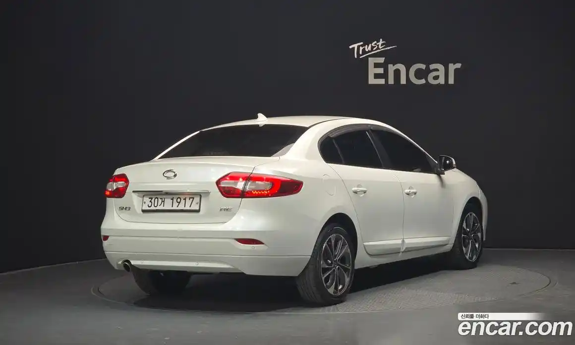 Renault SM3 2015 1.6 Автомат в Москве № 148167, фото 15