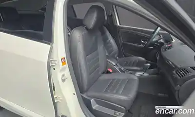 Renault SM3 2015 1.6 Автомат в Москве № 148167, миниатюра 8