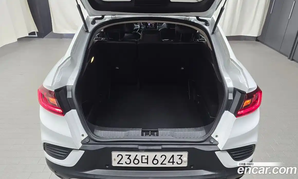 Renault XM3 2023 1.6 Автомат в Москве № 148263, фото 16