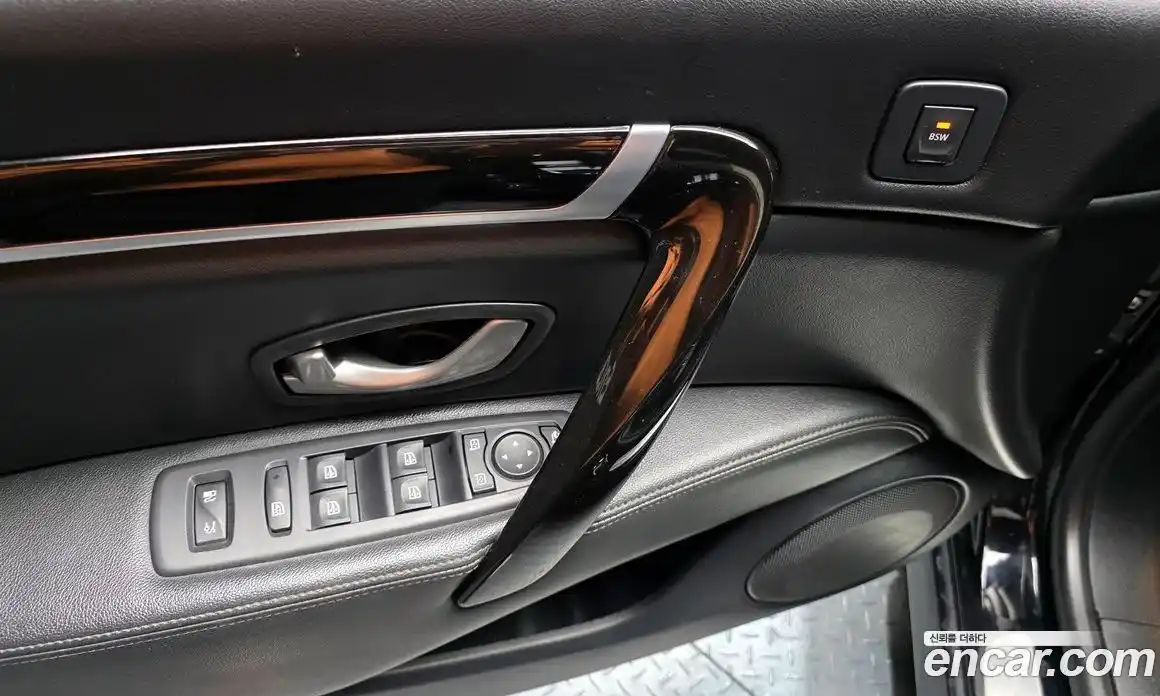 Renault SM7 2017 2.5 Автомат в Москве № 148279, фото 8