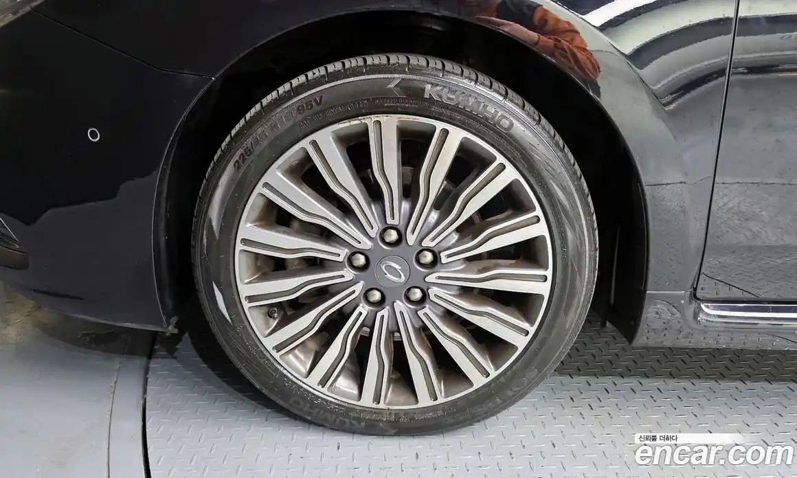 Renault SM7 2017 2.5 Автомат в Москве № 148279, фото 9