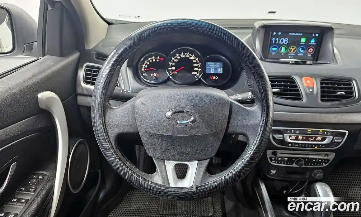 Renault SM3 2010 1.6 Автомат в Москве № 148468, фото 1