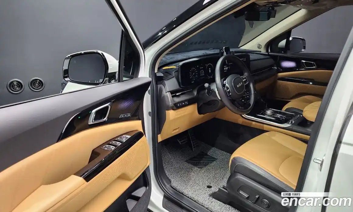 Kia Canival 2023 2.2 Автомат в Москве № 14963, фото 11