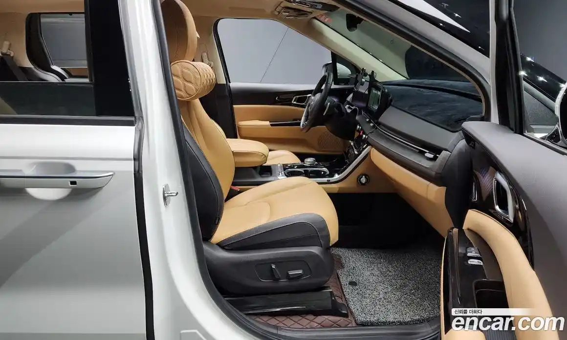 Kia Canival 2023 2.2 Автомат в Москве № 14963, фото 12