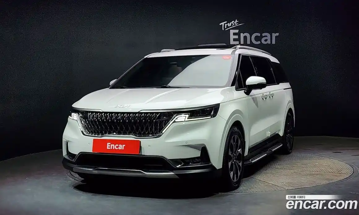 Kia Canival 2023 2.2 Автомат в Москве № 14963, фото 5