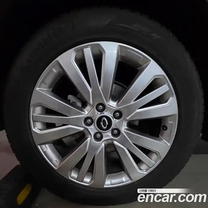 Renault QM6 2022 2.0 Вариатор в Москве № 152398, фото 13