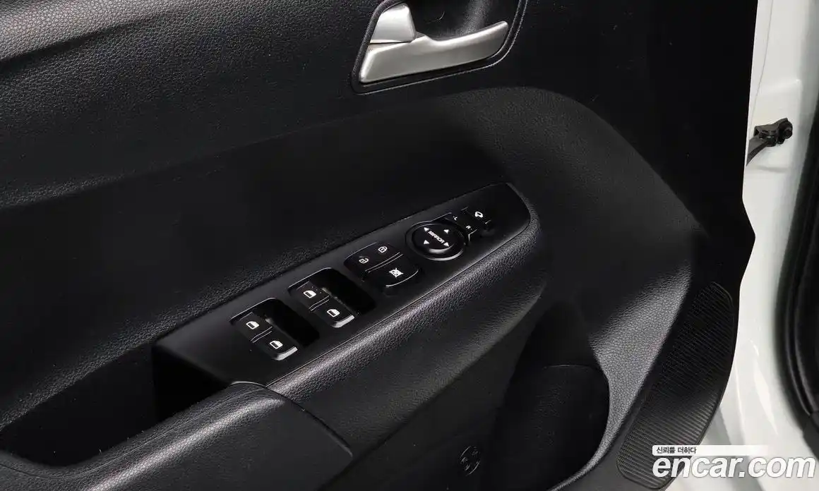 Kia Morning 2023 1.0 Автомат в Москве № 15336, фото 10