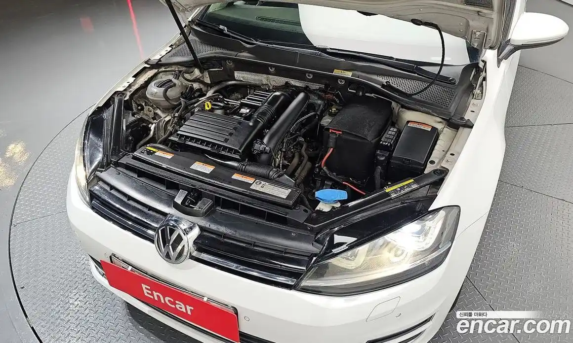 Volkswagen Golf 2014 1.4 Автомат в Москве № 155867, фото 7