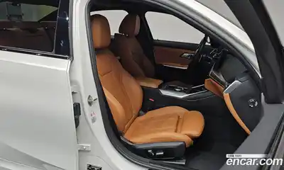 BMW 3-Series 2023 2.0 Автомат в Москве № 157412, миниатюра 6