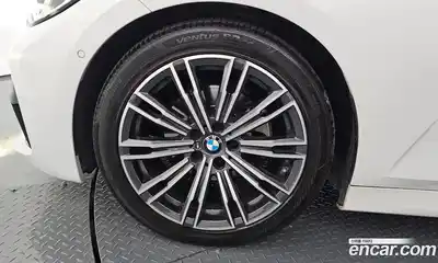 BMW 3-Series 2021 2.0 Автомат в Москве № 157793, миниатюра 2