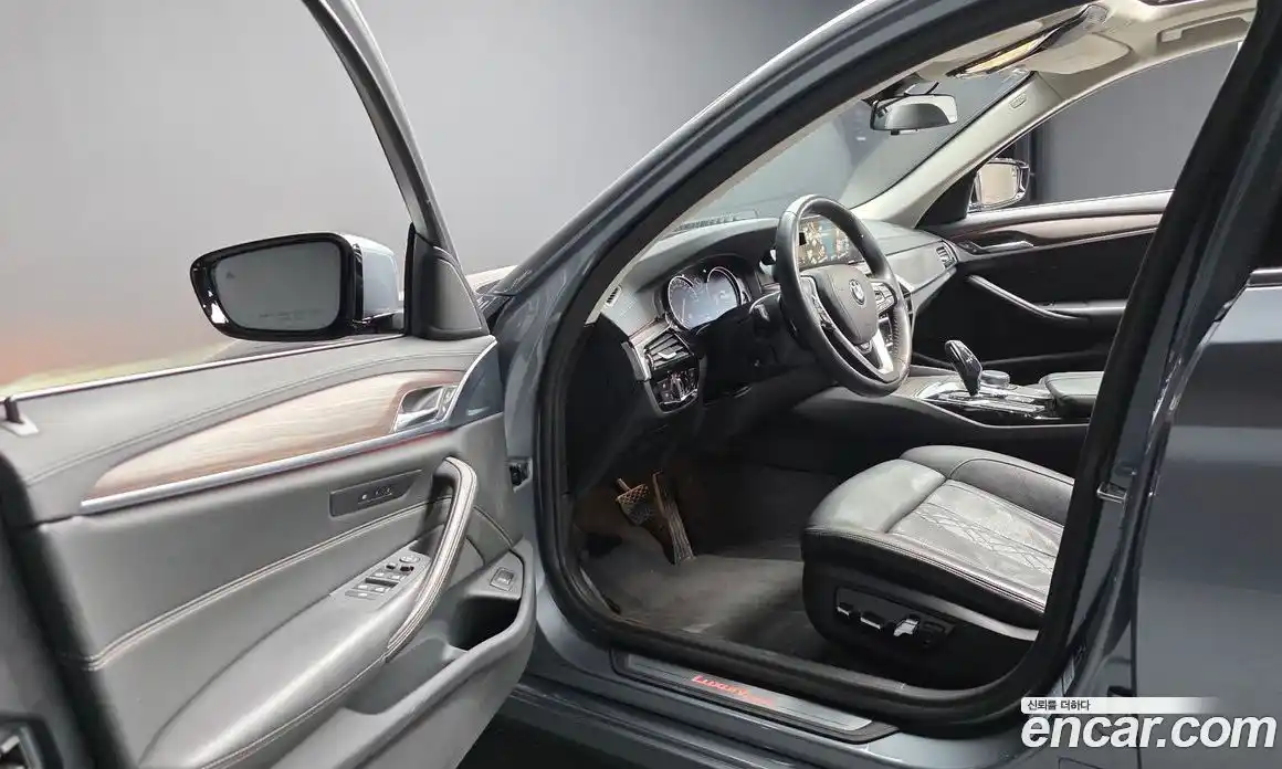 BMW 5-Series 2018 2.0 Автомат в Москве № 159339, фото 19